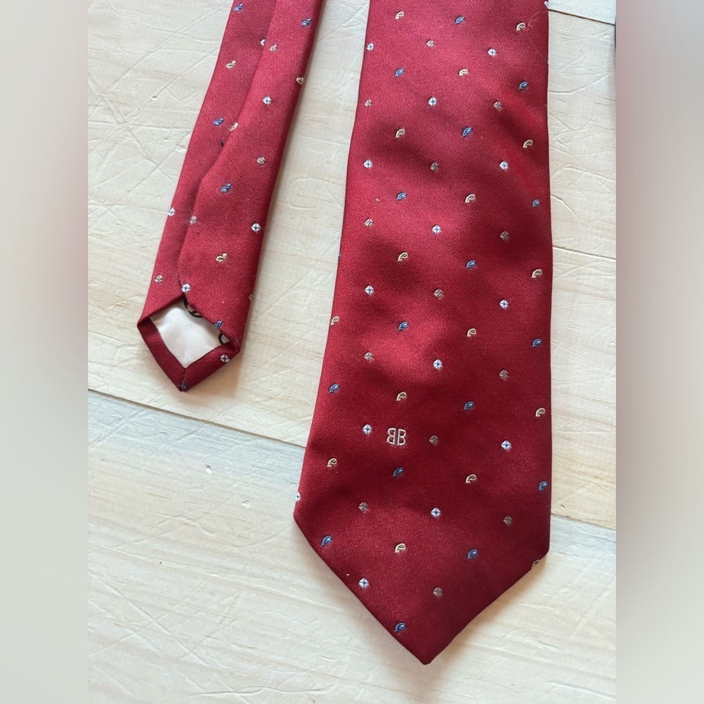 Bill Blass Vintage Embroidered Tie
